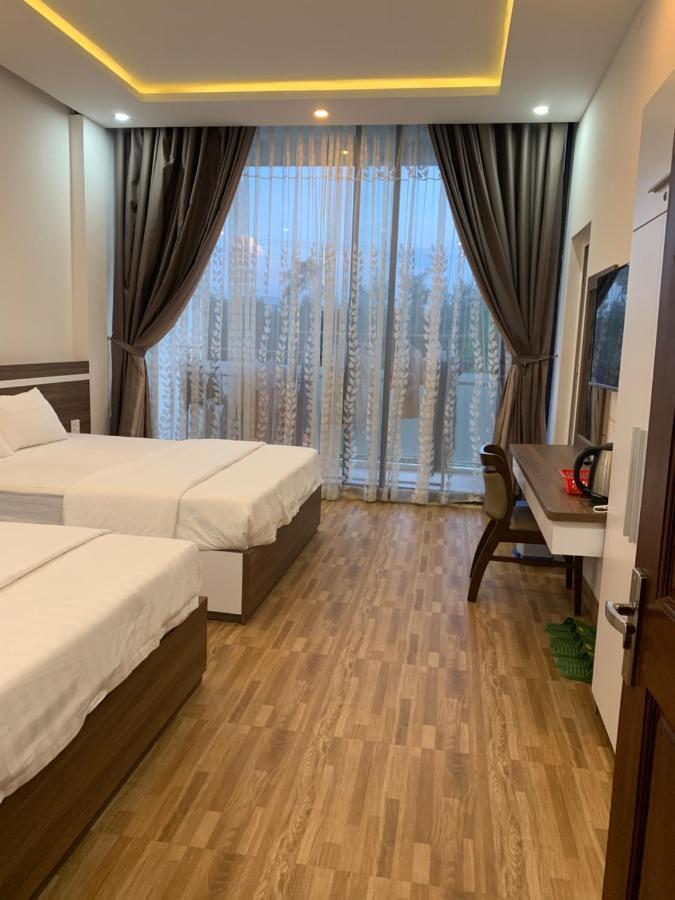 Minh Hoang Hotel Туихоа Экстерьер фото